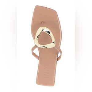 NIB INC International Concepts Yadira Buff Nude sandal size 10.5